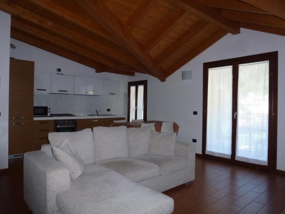 Apartmán Casa Marck Maccagno Exteriér fotografie